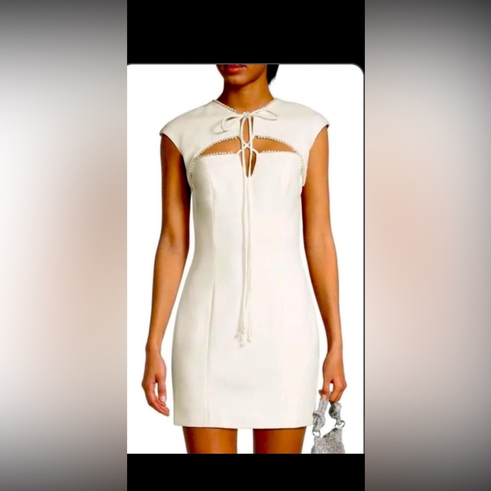 Altered to a small

Elliatt Pearl dress.